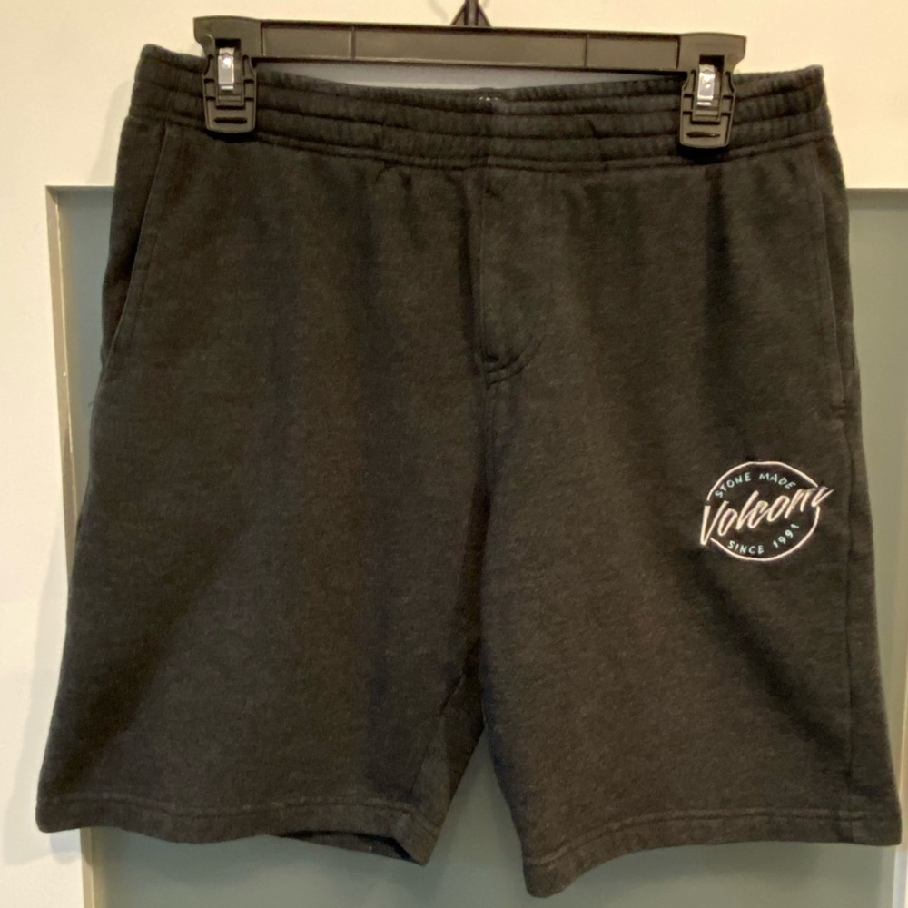 Boys XL/Y14 Volcom casual sweat shorts - dark gray w/ elastic waist.